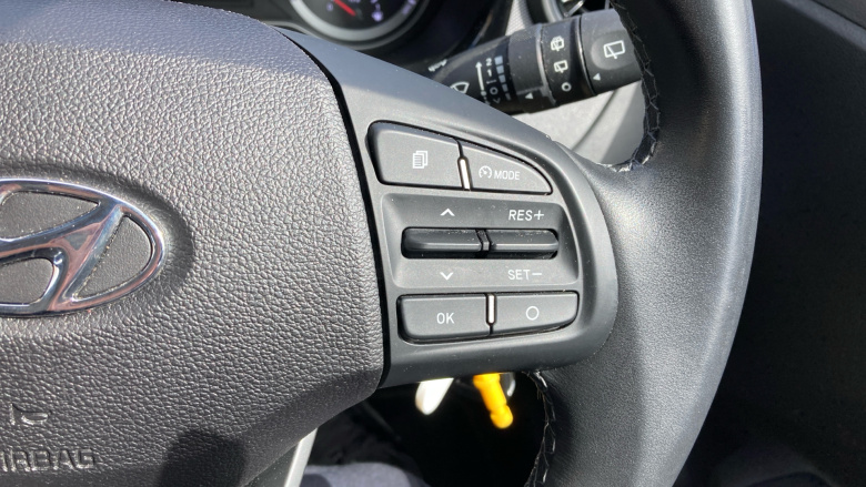 Hyundai i10 1.0 MPi SE Connect 5dr Petrol Hatchback